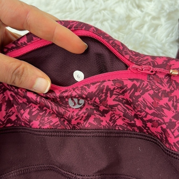 Lululemon Speed Tight Bordeaux Drama Mountain Peaks Bon Bon Bordea - Picture 8 of 8